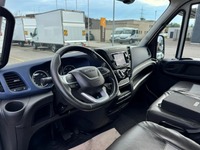 STUD177_3018516 vehicle image