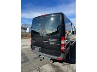 STUD177_2825641 vehicle image