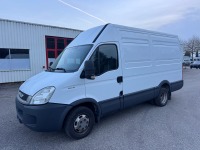 JAQU922_2820498 vehicle image