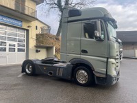 PREI272_2822127 vehicle image