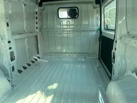 EFAG9324_2711397 vehicle image