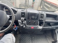 MBTR124_2943160 vehicle image