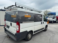 MBTR124_2943160 vehicle image