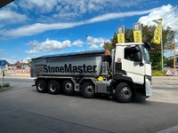 THOM6454_2974765 vehicle image