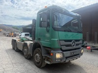 TOLA8240_2683290 vehicle image