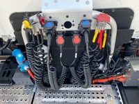 VTBO844_2729319 vehicle image