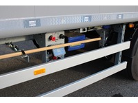 BFS260_2913411 vehicle image
