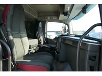 DOLD2821_2900544 vehicle image