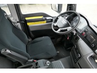 DOLD2821_2838039 vehicle image