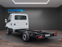 FLAA9869_2785817 vehicle image