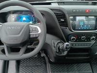 FLAA9869_2785817 vehicle image