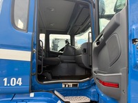 UNIK8334_2834864 vehicle image