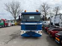 UNIK8334_2834864 vehicle image