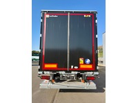 BW-M164_3016568 vehicle image