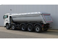 BFS260_2769573 vehicle image