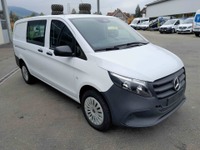 ALTH1974_2734403 vehicle image