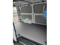 ALTH1974_2734403 vehicle image