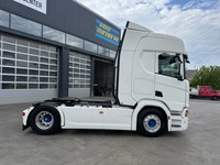 AGRO3463_3017862 vehicle image