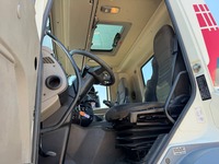 UNIK8334_2991953 vehicle image