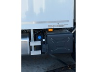 Truc20_2748651 vehicle image