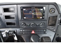 TOC1273_2921635 vehicle image