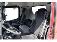 TOC1273_2921635 vehicle image
