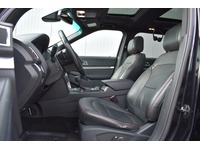 TOC1273_2921641 vehicle image