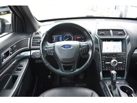 TOC1273_2921641 vehicle image