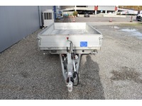 TOC1273_2921841 vehicle image