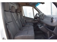 TOC1273_2702703 vehicle image