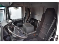 TOC1273_2921636 vehicle image