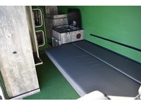 TOC1273_2702716 vehicle image