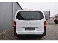 TOC1273_2702688 vehicle image