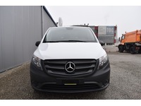 TOC1273_2702688 vehicle image
