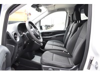TOC1273_2702688 vehicle image