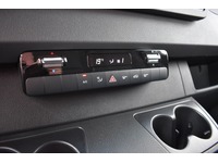 TOC1273_2703435 vehicle image