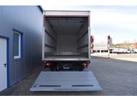 TOC1273_2685187 vehicle image