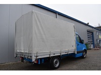 TOC1273_2703795 vehicle image