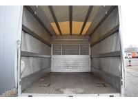 TOC1273_2703795 vehicle image