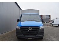 TOC1273_2703795 vehicle image
