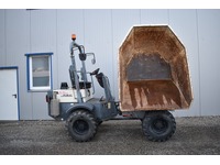 TOC1273_3006270 vehicle image