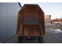TOC1273_3006270 vehicle image