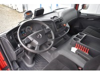 TOC1273_2921634 vehicle image