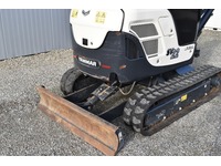 TOC1273_2921842 vehicle image