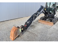 TOC1273_2921842 vehicle image