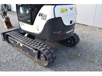 TOC1273_2921842 vehicle image