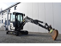 TOC1273_2921842 vehicle image