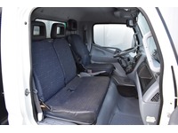 TOC1273_2921637 vehicle image