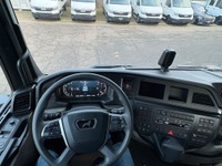MANB1470_2961521 vehicle image
