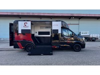 BW-M164_2819909 vehicle image